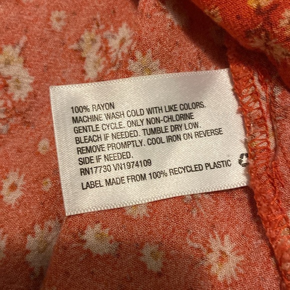 Universal Thread Floral Wrap High-Low Dress Size Large - Picture 6 of 8